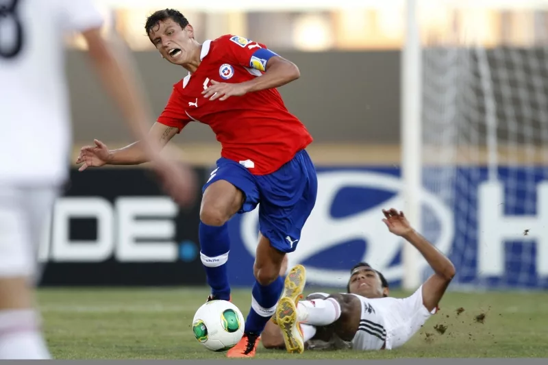 Chile cayó ante Francia con buena actuación de los Azules