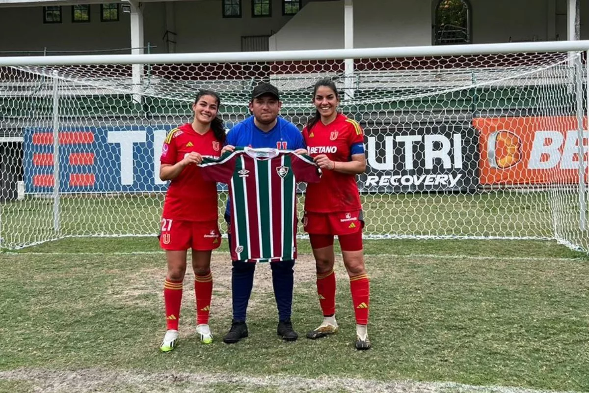 Orgullo de la comuna: Municipio sureño reconoce a integrante de la U femenina por su participación en Copa Libertadores