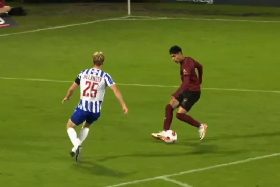 [VIDEO] Despistó a todos: La genialidad de Darío Osorio en el gol del triunfo del FC Midtjylland en Dinamarca