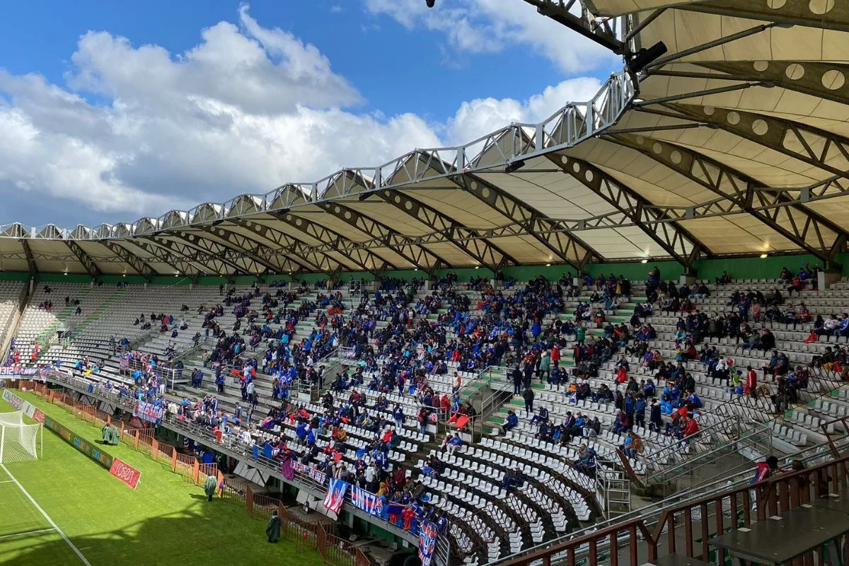 D. Temuco vs. U. de Chile: Así luce la cancha de Germán Becker después de las fuertes lluvias en La Araucanía