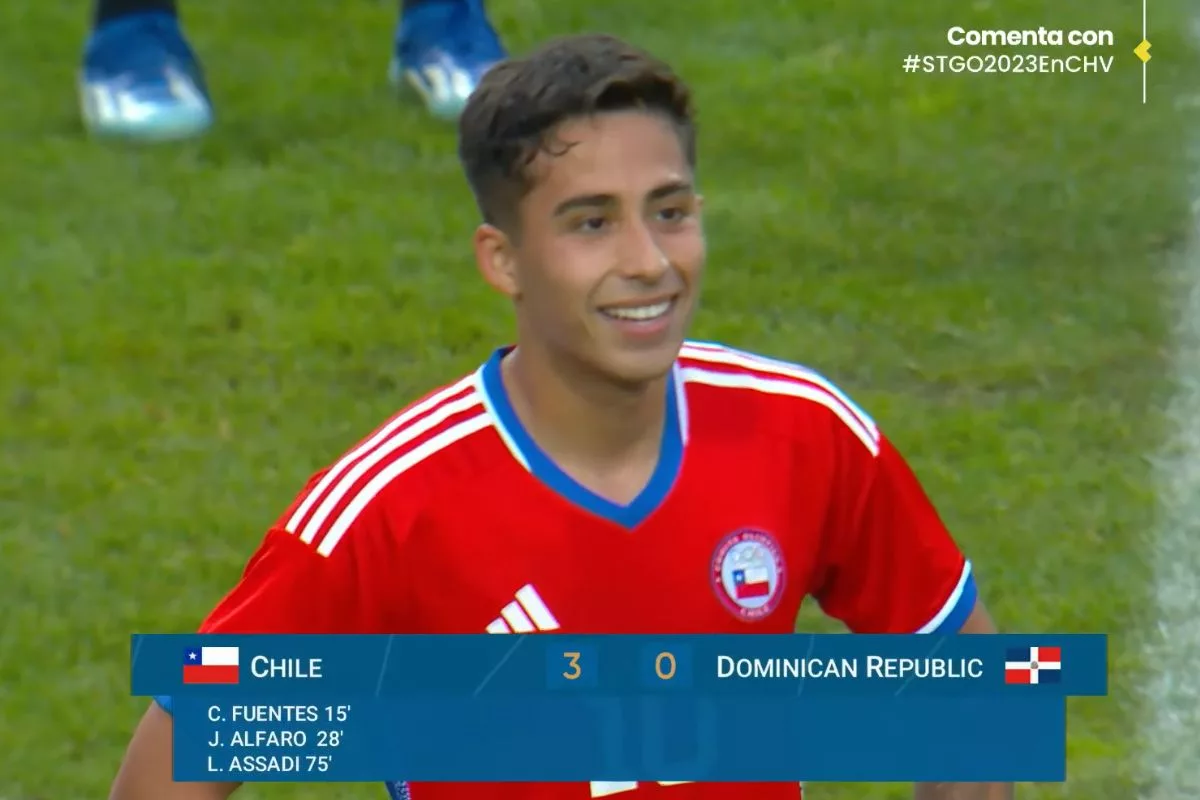 [VIDEO] Le volvió la sonrisa: Lucas Assadi aleja las críticas con un golazo de cabeza para la Roja Sub-23