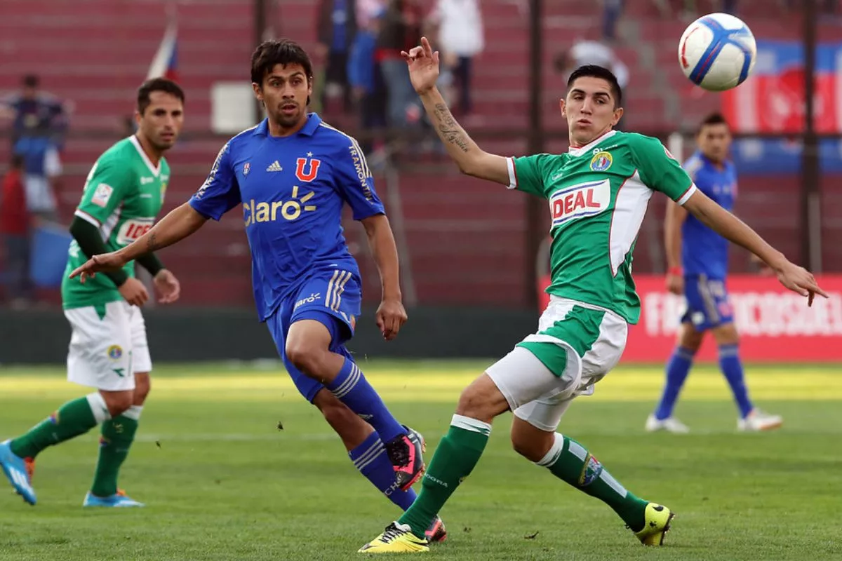 Exjugador de la U Ramón Fernández reconoce fanatismo por equipo chileno: "Uno se hace hincha donde mejor lo trataron"