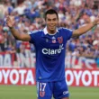 Eduardo Vargas celebrando un gol con Universidad de Chile.