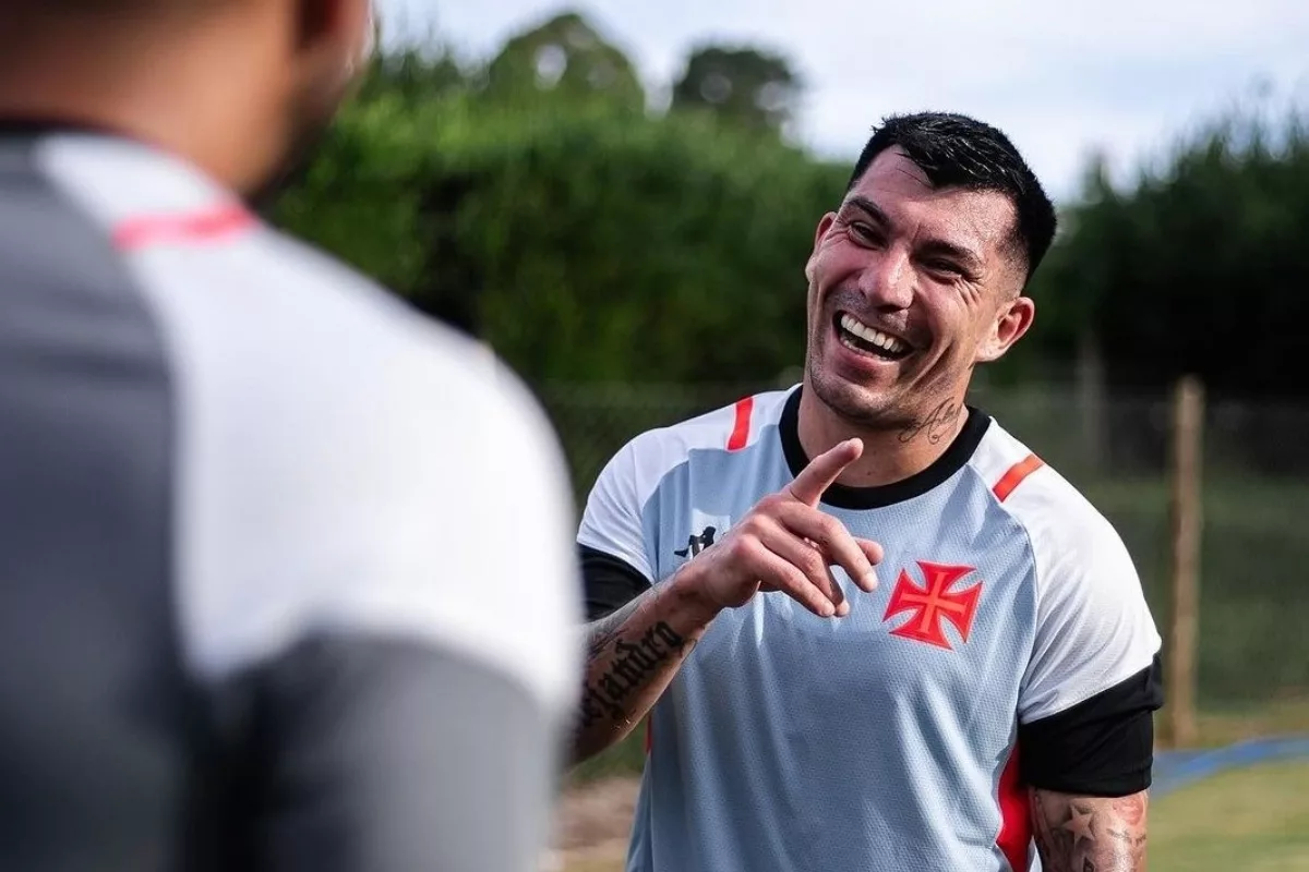 ¿Pitbull azul? Gary Medel se deshace en elogios para la U tras triunfo ante la UC