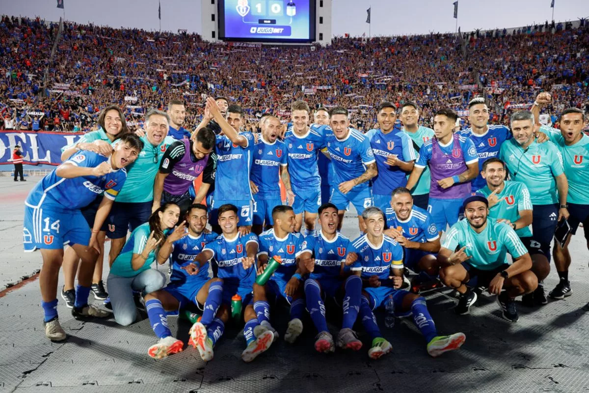 Todo vuelve a la normalidad: Universidad de Chile supera a Colo-Colo y encabeza listado en el arranque del torneo nacional