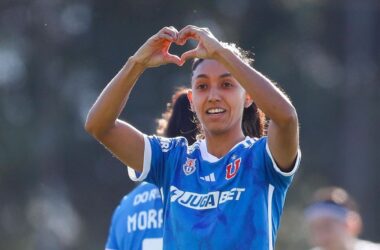 "La mejor de todas: Fernanda Araya se impuso como la Jugadora del Año en la Gala Crack"