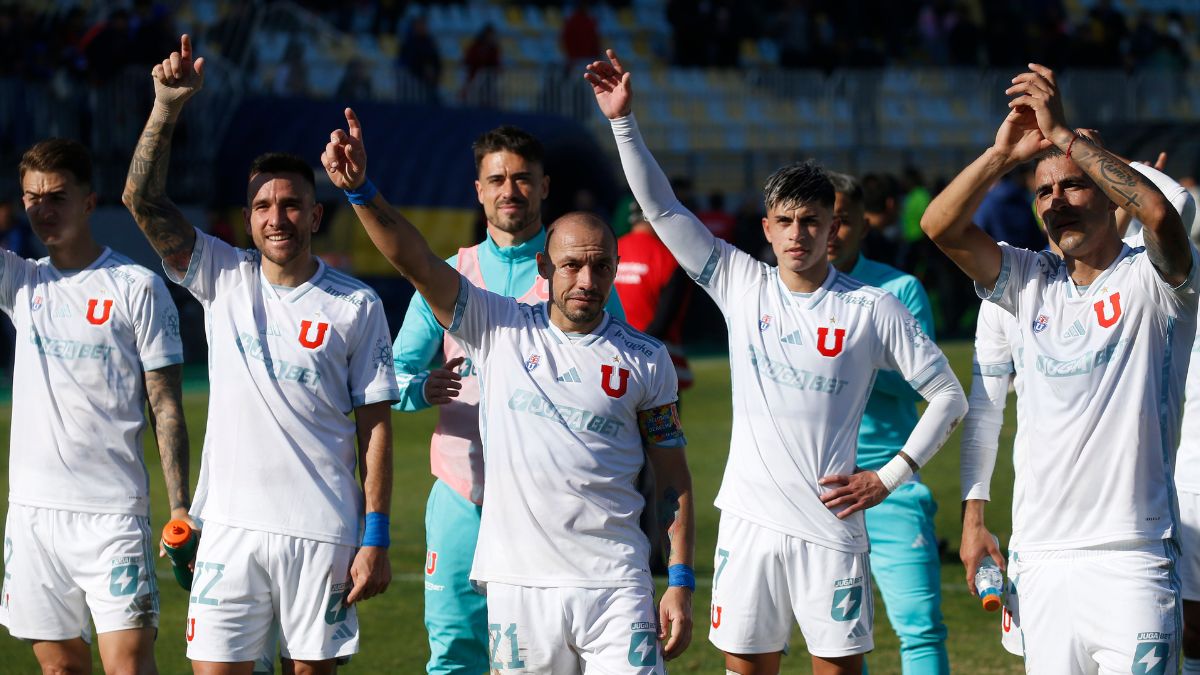 Gustavo Álvarez entrega clara señal: Revelan los tres jugadores descartados por el DT de la U para partido de Copa Chile