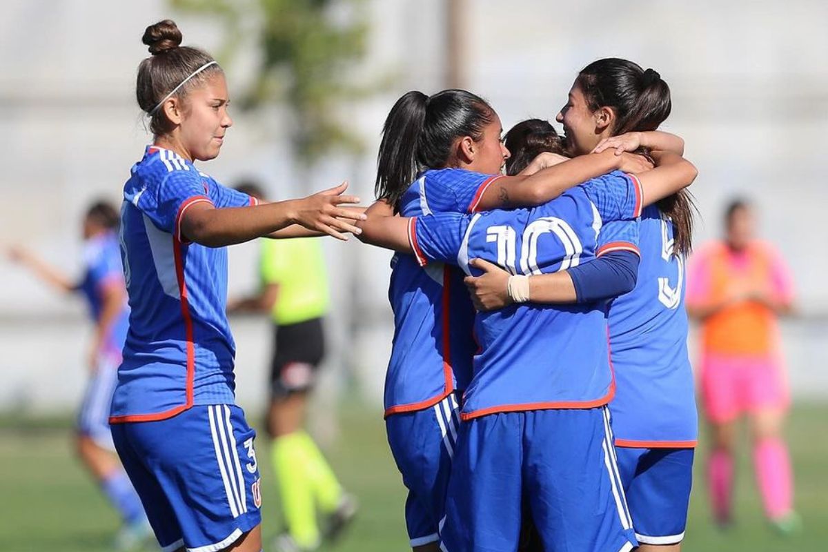 ¿Cuándo es el Superclásico? Dónde ver de forma gratuita la semifinal Juvenil de Las Leonas contra Colo-Colo