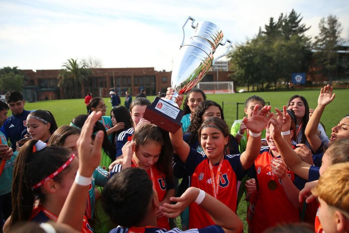 La U femenina Sub 16 tuvo que superar este problema para ser campeona: "Antes de iniciar el torneo, nos quedamos con..."