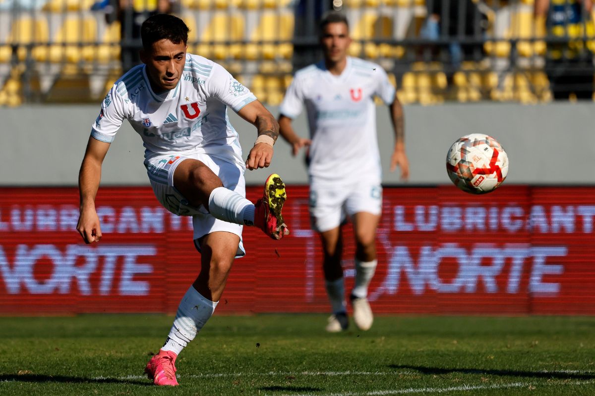 Confirman qué será del futuro de Lucas Assadi en Universidad de Chile