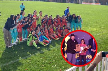 Nació en la zona austral de Chile, fue campeona con la U Sub 16 y municipio la condecoró por sus méritos deportivos