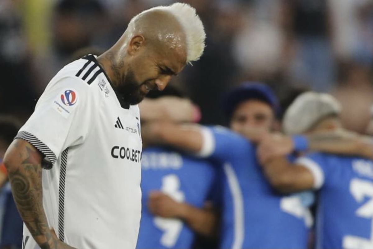 Arturo Vidal en la victoria de la U en el Monumental.