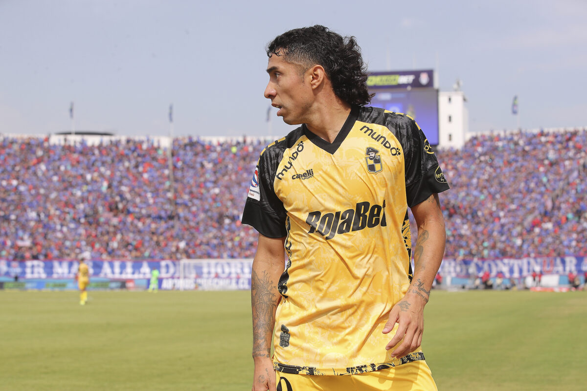 Deseo del jugador: Revelan solicitud de Luciano Cabral que lo alejó de Universidad de Chile