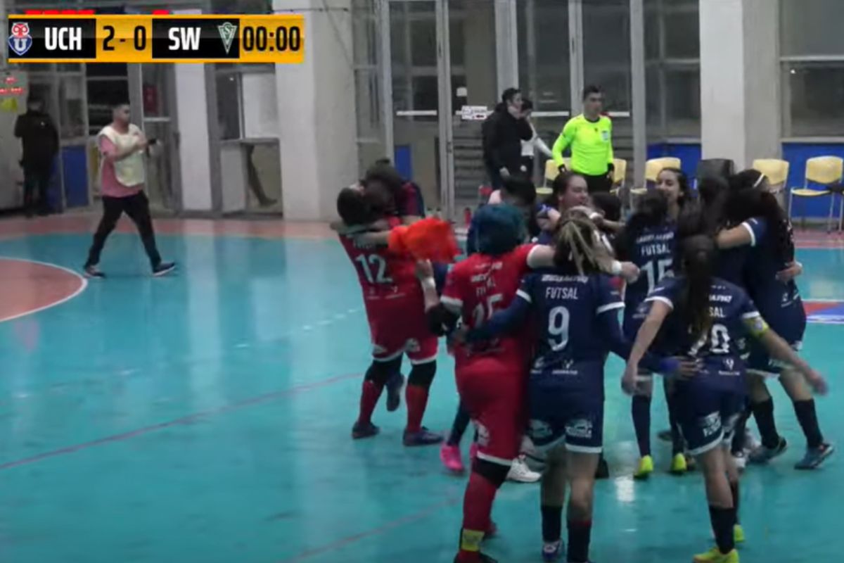 Universidad de Chile consigue histórico tricampeonato de la mano del Futsal Femenino