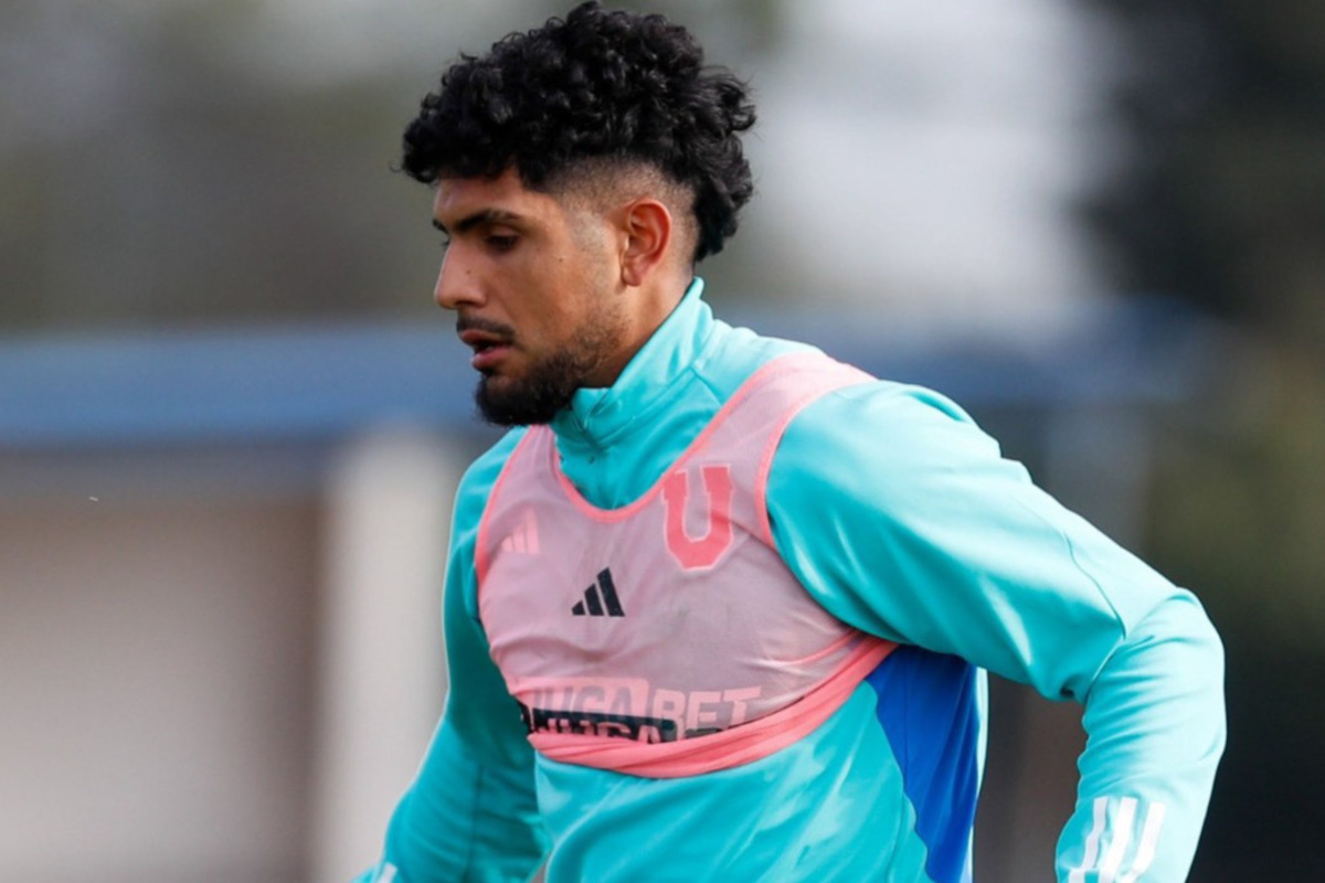 El nuevo jugador de Universidad de Chile, Antonio Díaz, en su primer entrenamiento