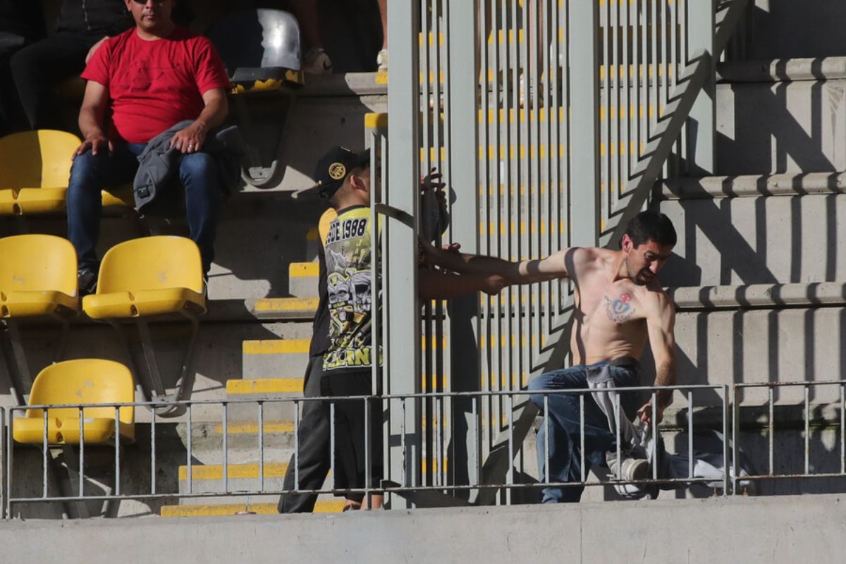 Así fue la agresión que sufrió hincha de la U por aficionados de Coquimbo Unido