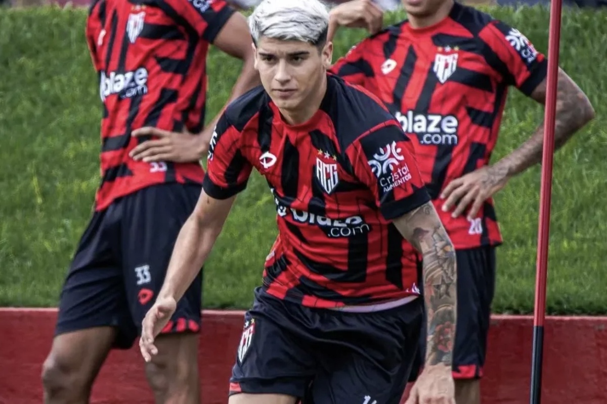 Ángelo Araos en Atlético Goianiense.