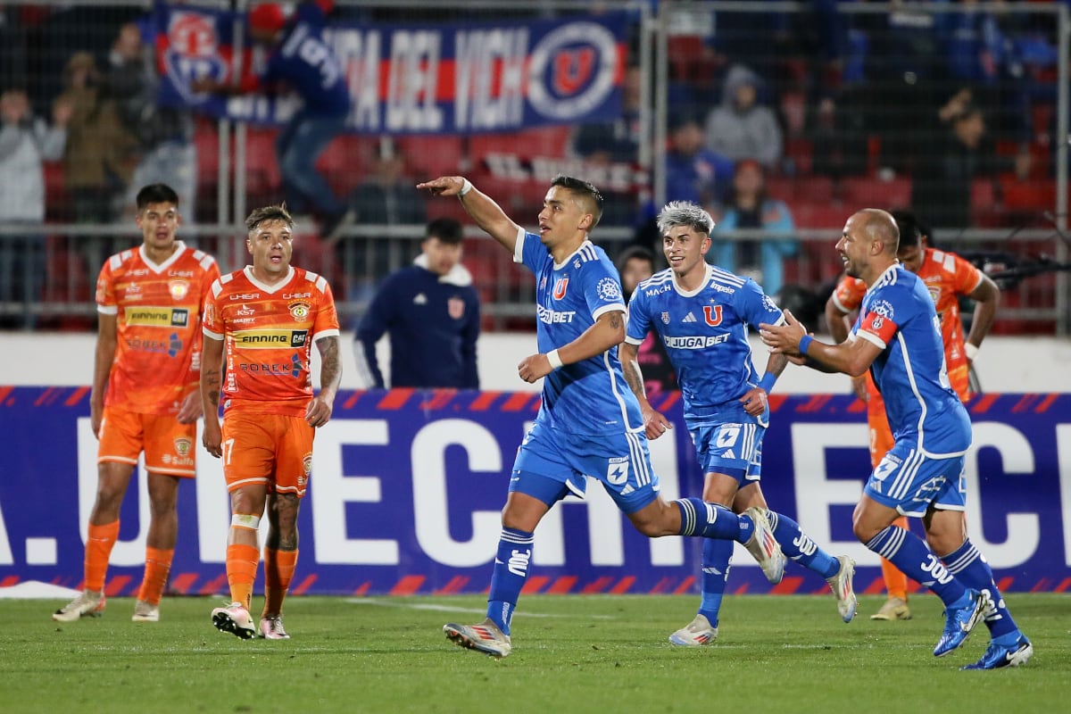 Nicolás Guerra celebra su gol ante Cobreloa.