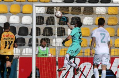 "Se ganó mis respetos": Hinchas azules se reconcilian con Gabriel Castellón por su actuación ante Coquimbo