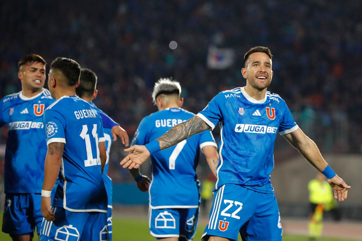 "Es como si tuviera un entrenador en la cancha": Gonzalo Fouillioux se rinde ante el nivel de jugador de la U