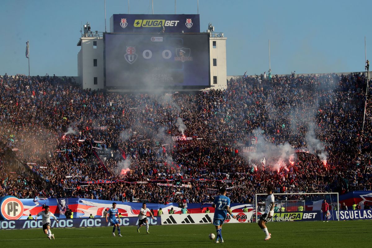 Barra de la U en el Superclasico 196.