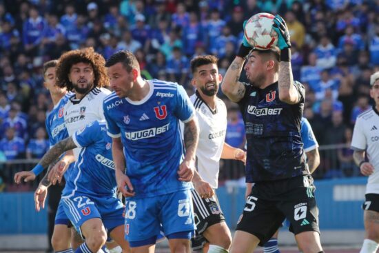 "Imagínate echar de menos al...": el lamento de los hinchas de la U por el bajo nivel de este jugador en el Superclásico