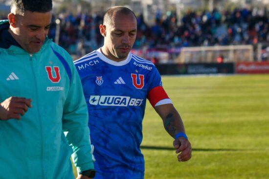 ¿Viaja o no? Gustavo Álvarez ya tomó una decisión con Marcelo Díaz con vistas al duelo frente a Coquimbo Unido