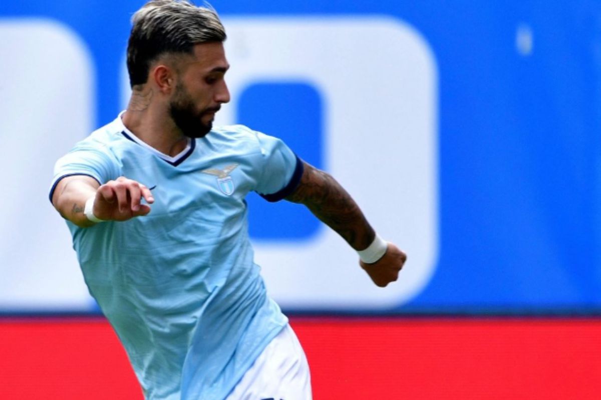 Debutó con la U a los 17 años, jugó Copa Sudamericana y hoy sorprende tras ser convocado en Argentina ante ausencia de Lionel Messi