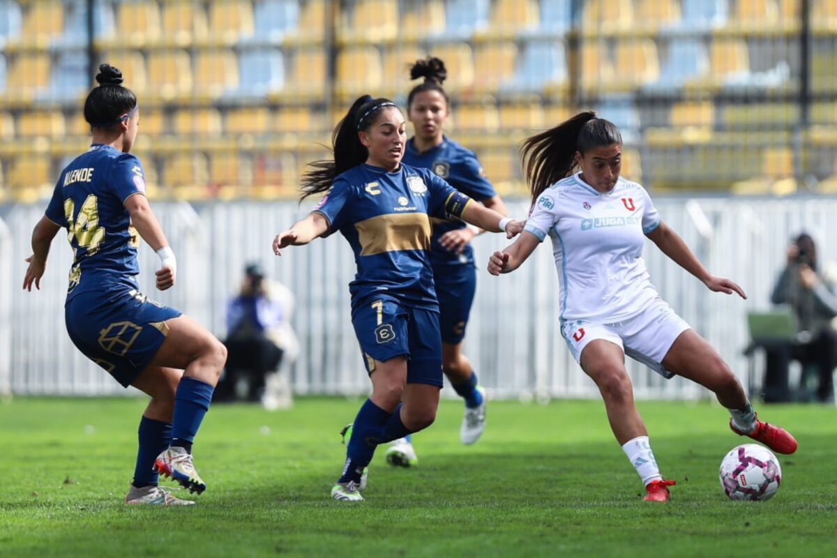 Universidad de Chile Femenino frente a Everton de Viña del Mar.