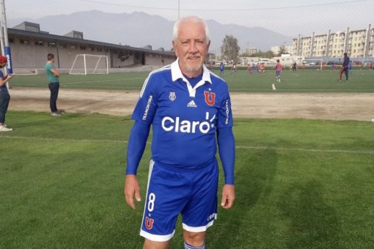 Ex jugador del Ballet Azul advierte a la U posible planteo de Huachipato: “Vienen equipos que…”