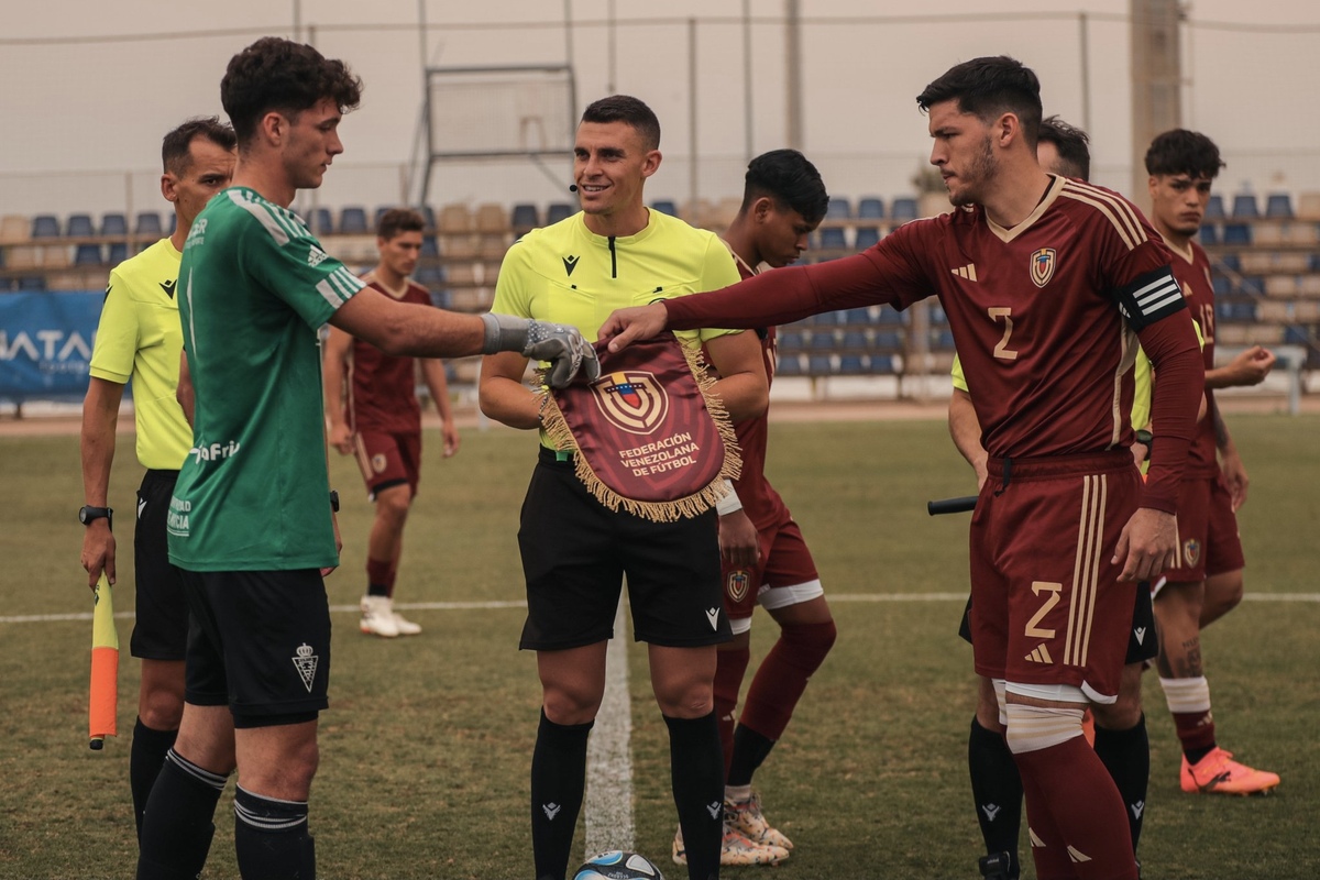 Tarda, pero llega: El seleccionado que arribaría a la U en los próximos días para completar el plantel