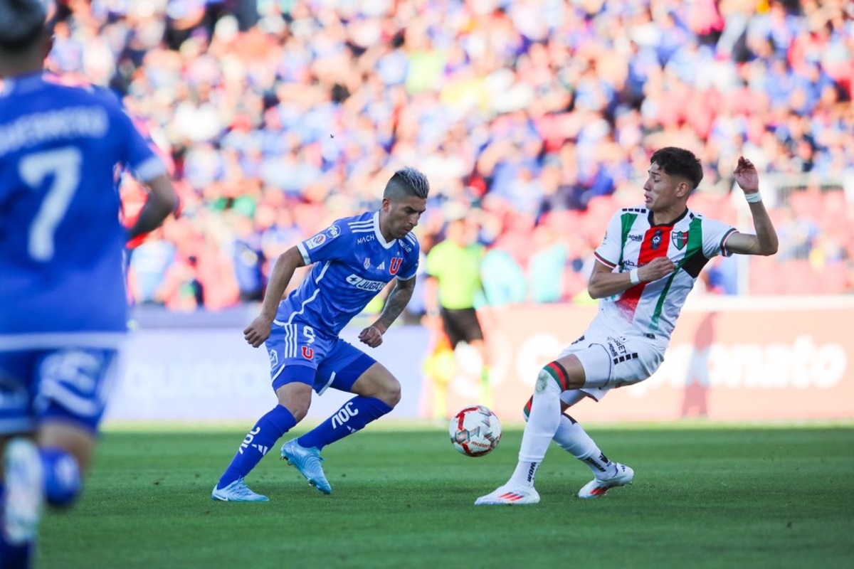 Triunfo de campeonato: La U ganó en la agonía a Palestino y sigue dependiendo de sí misma