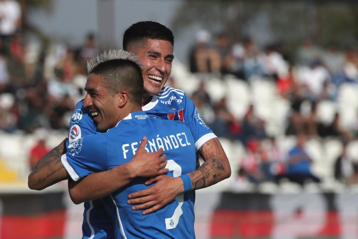 No jugó en su puesto, fue la gran sorpresa en el partido de la U ante Palestino y advierte sobre su gran momento: "En la misión"