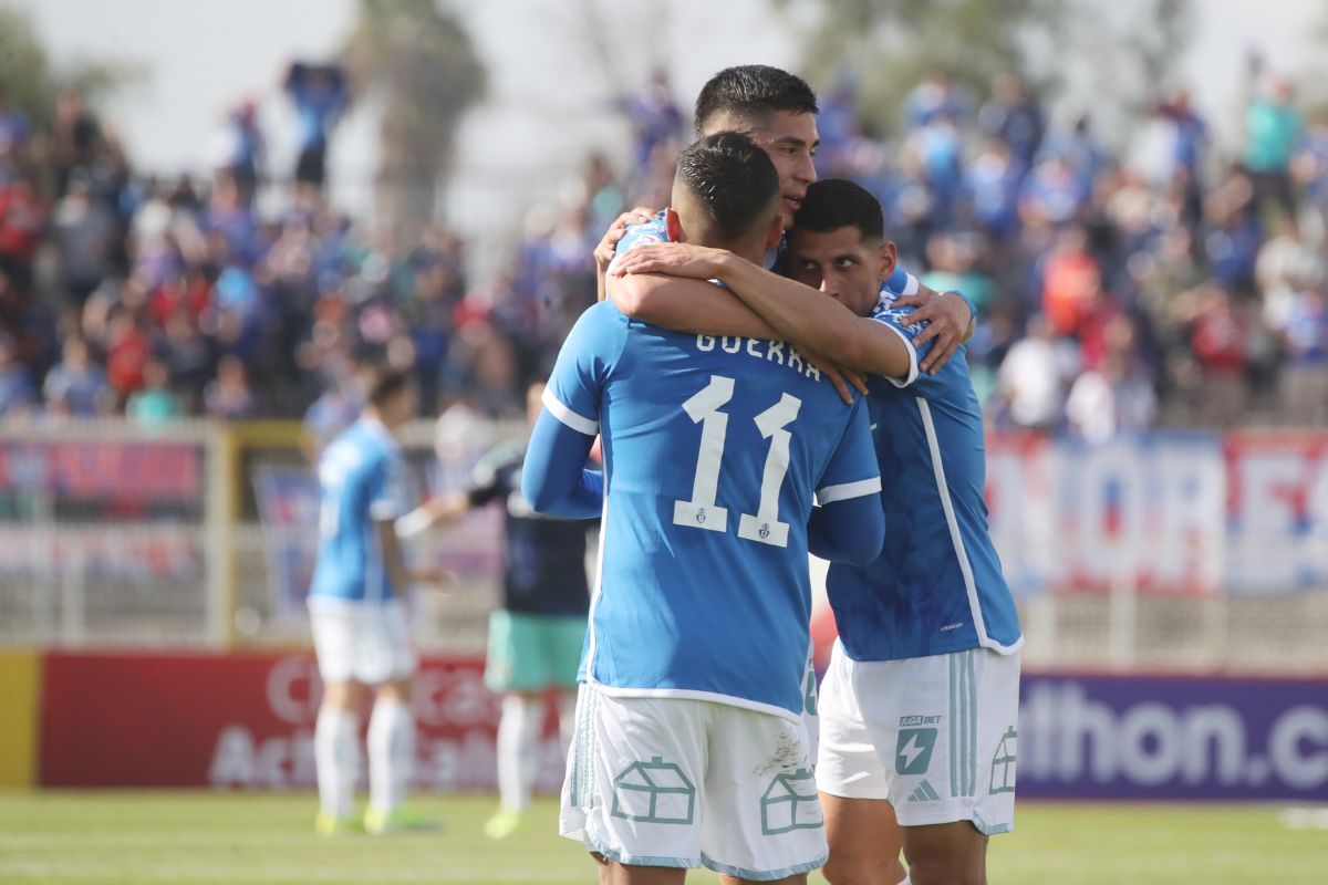 Toda la carne a la parrilla: la formación de la U para la 'segunda patita' ante Palestino por Copa Chile