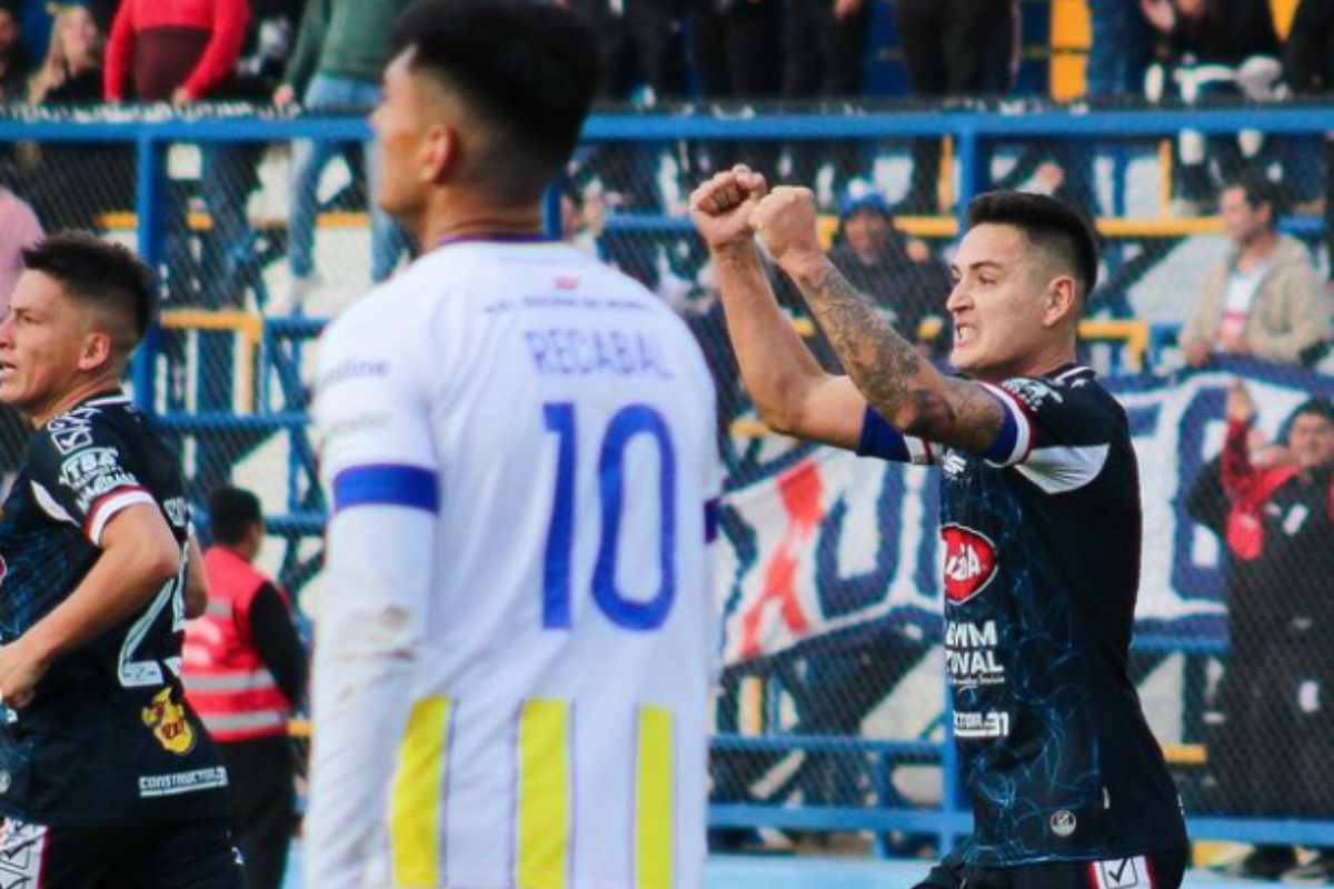 Fue campeón de la Copa Sudamericana con la U, tiene 38 años y hoy es un ejemplo para sus compañeros en Segunda División: "No lo ves sobrado"