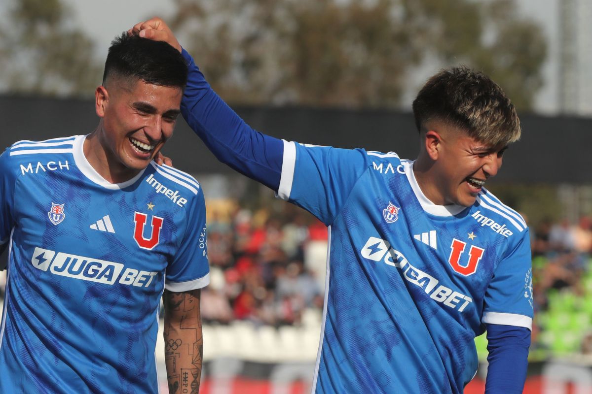 Con dos especiales novedades: la posible formación de la U para enfrentar a Huachipato