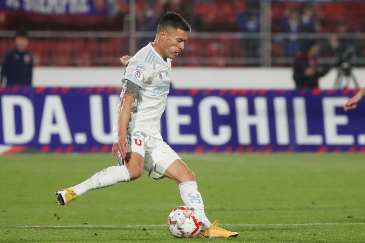 "Es lo que nos falta, carácter": Manuel de Tezanos escoge al jugador de la U que debiera estar en la Roja de Ricardo Gareca