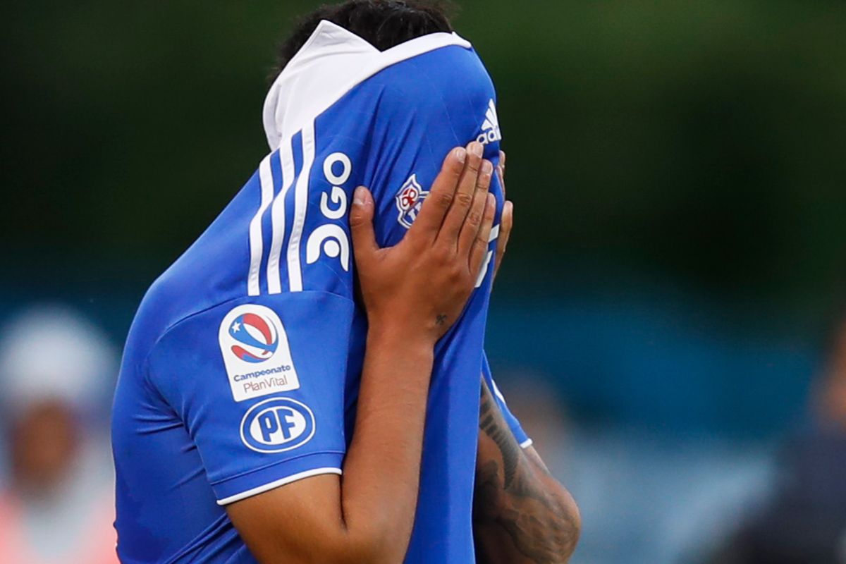 "Es una vergüenza": hinchas de la U pierden la paciencia con este jugador tras partido ante Deportes Iquique