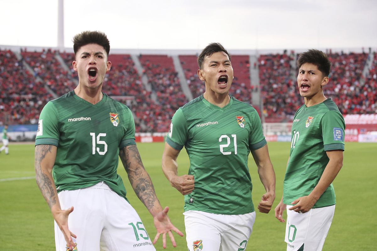 Guarello pierde la paciencia con La Roja y pone a la U como ejemplo tras derrota con Bolivia