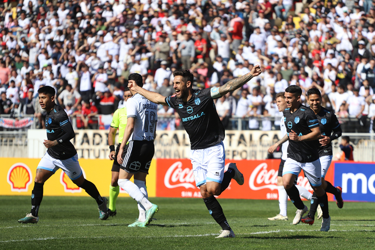 "Es un animal": Llenan de elogios a ex jugador de la U que eliminó a Colo-Colo en su cancha