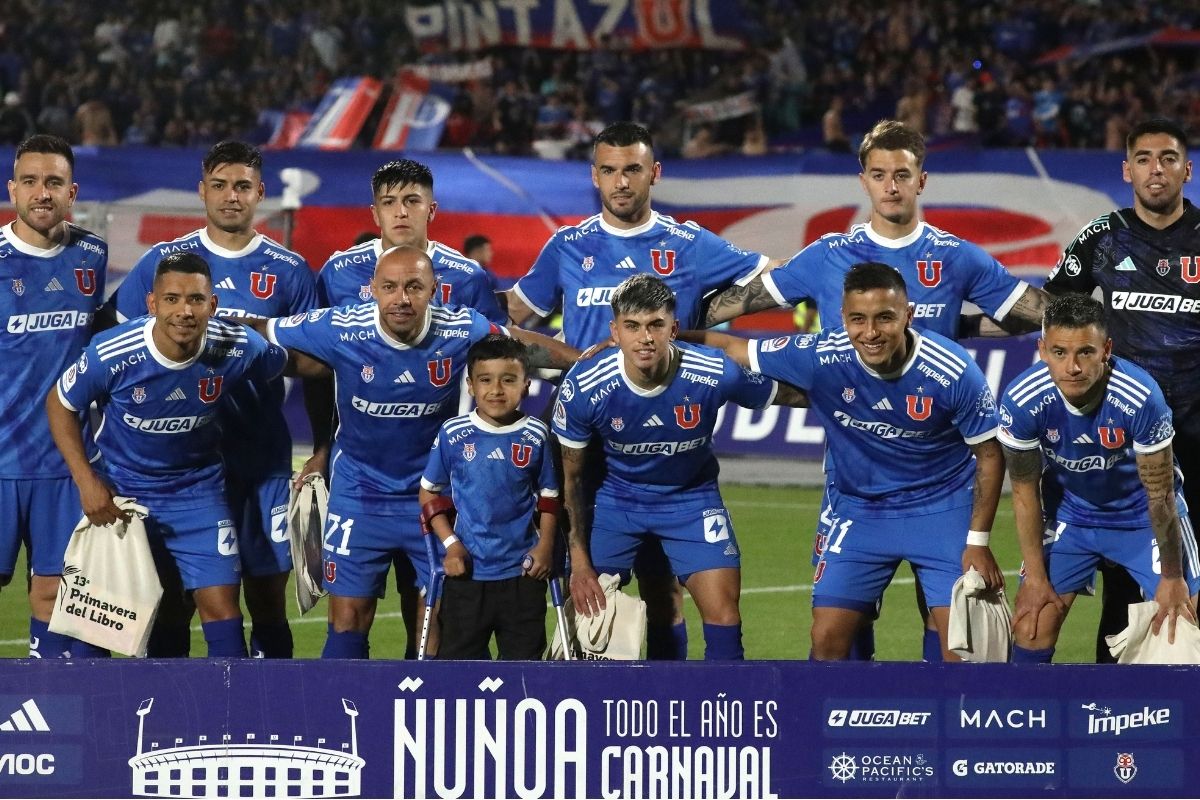 Formación de Universidad de Chile.