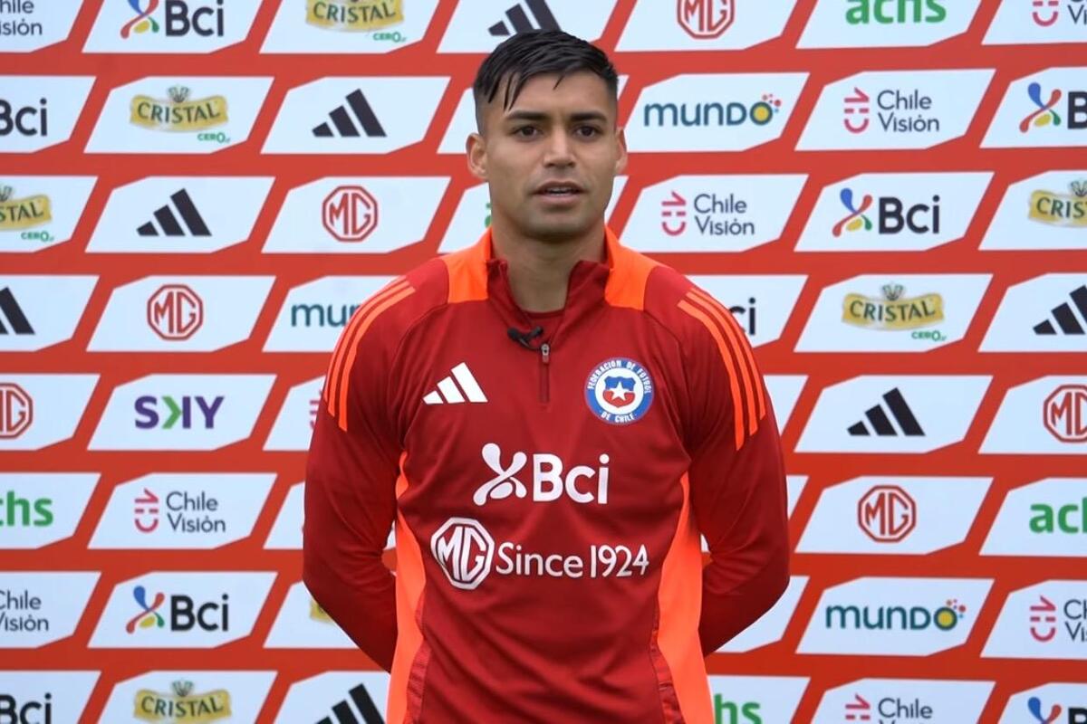 Viviendo el sueño: La felicidad de Fabián Hormazábal en sus primeros entrenamientos por La Roja