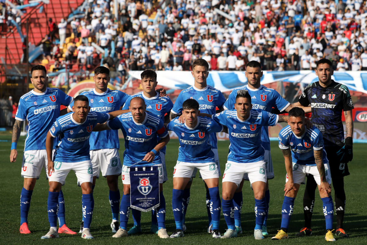 Futbol, Universidad Catolica vs Universidad de Chile.
Fecha 28, campeonato Nacional 2024.
El equipo de Universidad de Chile son fotografiado contra  de Universidad Catolica durante el partido de primera division realizado en el estadio Santa Laura U SEK,Santiago Chile.
19/10/2024
Javier Salvo /Photosport

Football, Universidad Catolica vs Universidad de Chile.
28th round, 2024 National Championship.
Universidad de Chile's team are pictured against of Universidad Catolica during a first division match at the Santa Laura U SEK stadium, Santiago Chile.
19/10/2024
Javier Salvo /Photosport