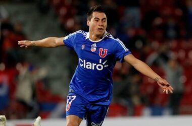 "Intacto: El insuperable récord de Eduardo Vargas con la U en Copa Sudamericana"