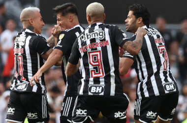 Primera pelota que tocó: así fue el gol de Eduardo Vargas en la final de la Copa Libertadores