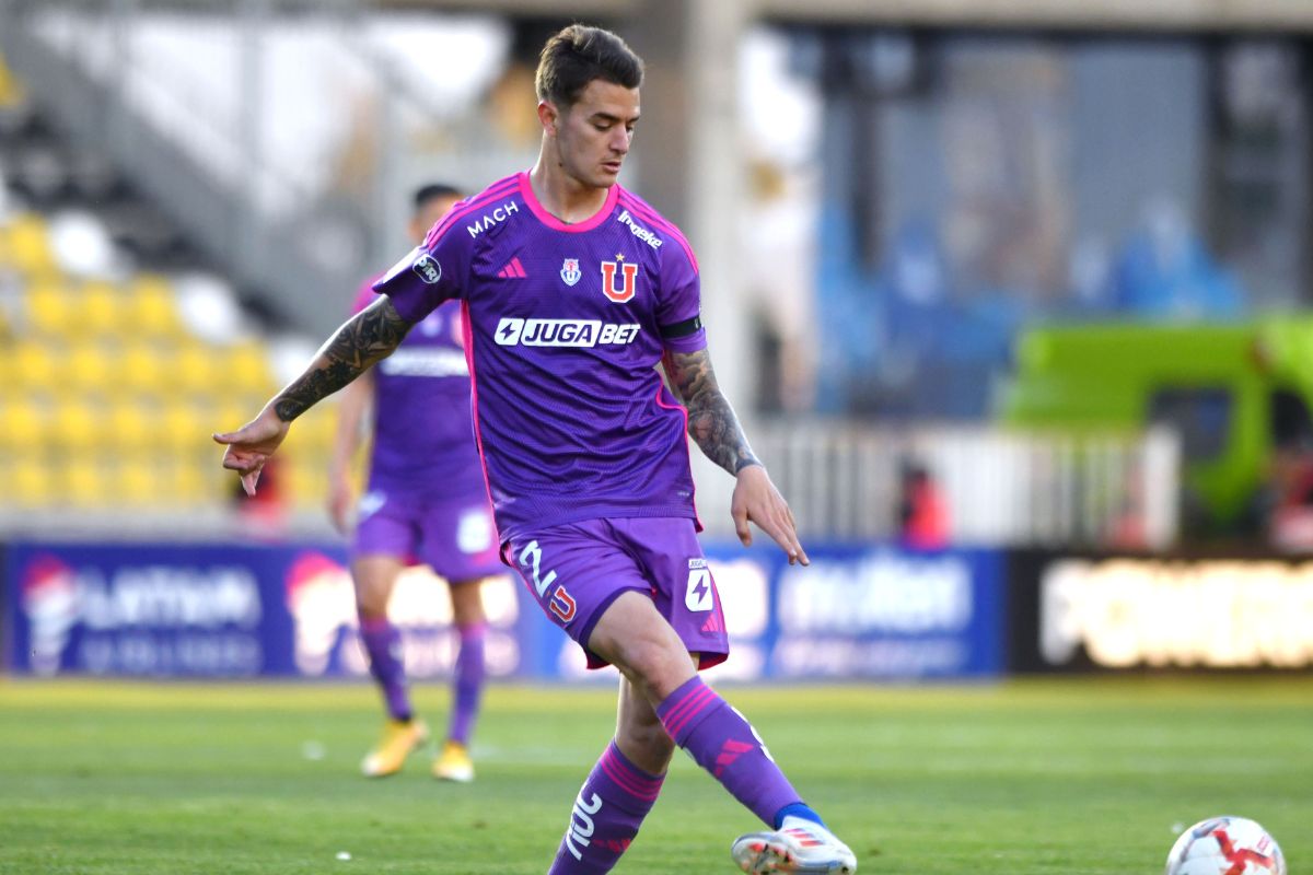 Manuel de Tezanos elogia a defensor de la U y lo elige como el mejor de todo el fútbol chileno