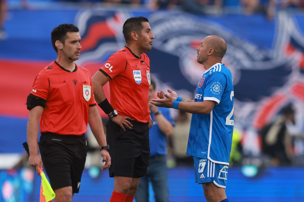 "Tienes que tener los pantalones...": Diego Rivarola explota tras amargo desenlace de la U en el torneo