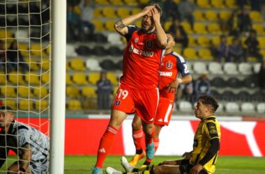 "El jugador de la U que podría dejar el plantel pero igualmente jugar Copa Libertadores"