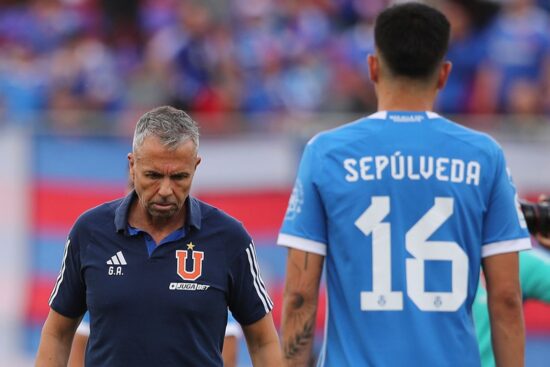 Las dos novedades que prepara Gustavo Álvarez con la formación titular de la U para la final de Copa Chile