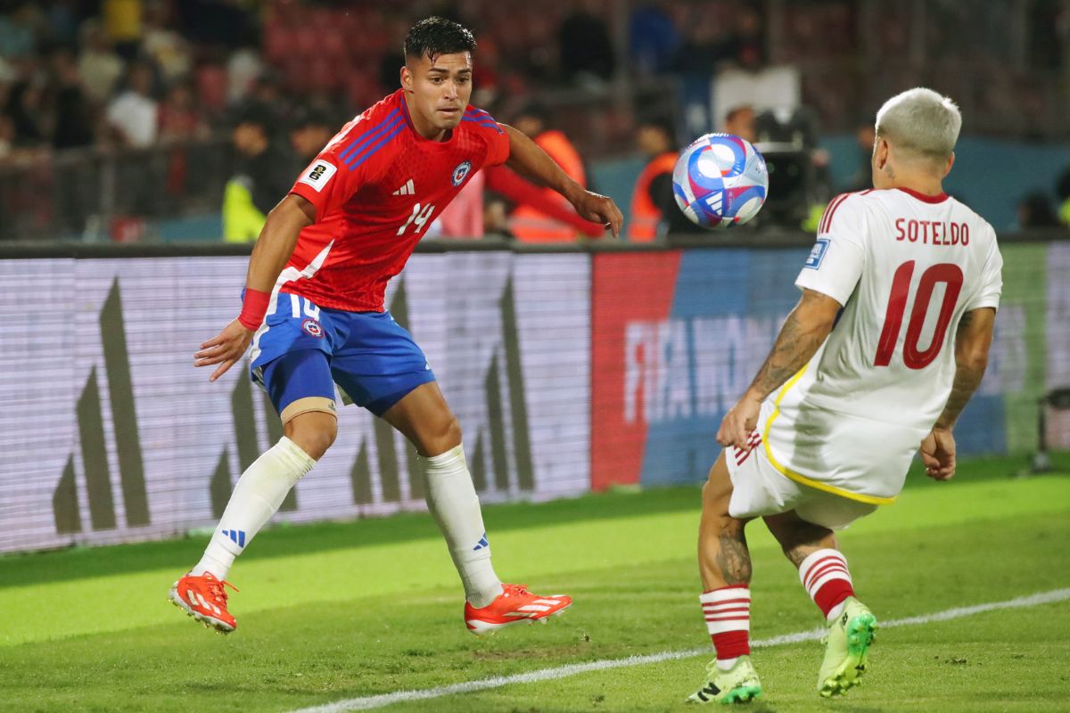 "Es muy bueno": Claudio Borghi deleitado con el nivel de jugador de Universidad de Chile